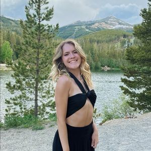 Meet your Posher, Madison